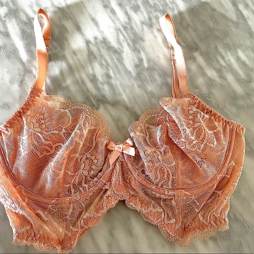 L'AGENT PROVOCATEUR pink nude blush bra. Size 34DD